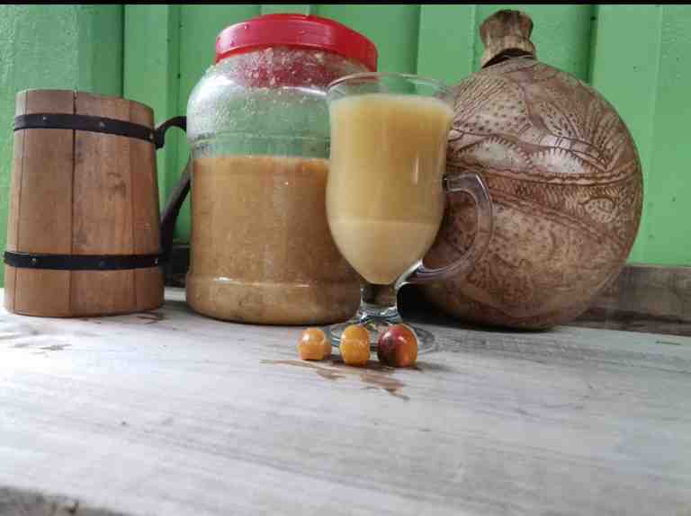 Chicha de nance