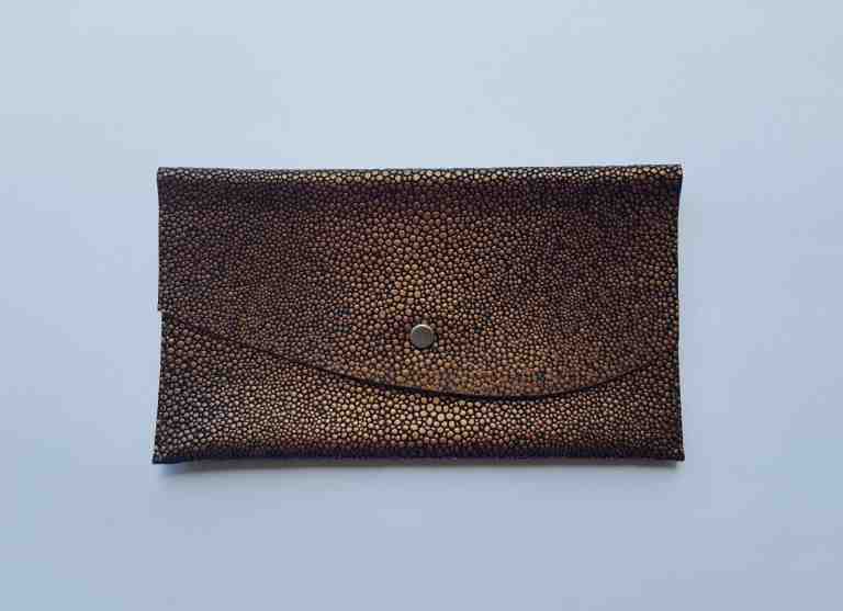 Cartera tipo Clutch