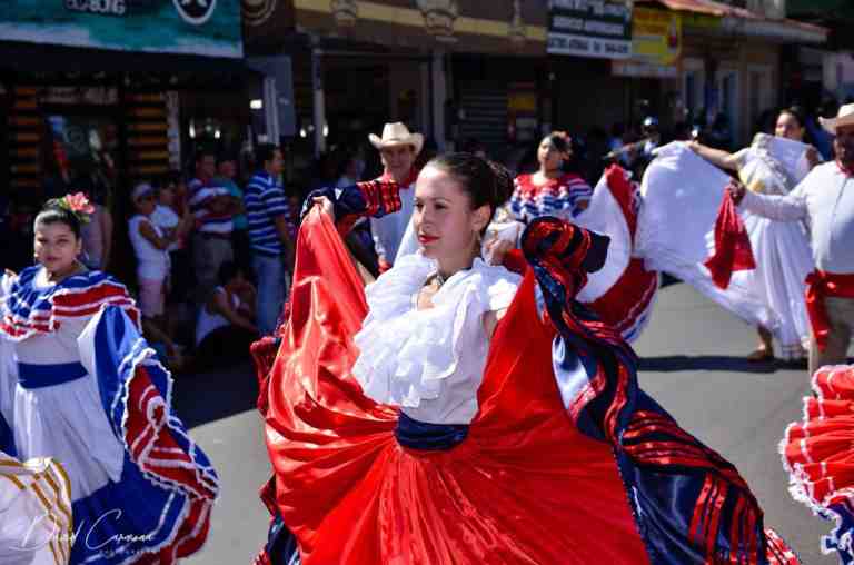 Grupo de baile folclórico de la Escuela de Música